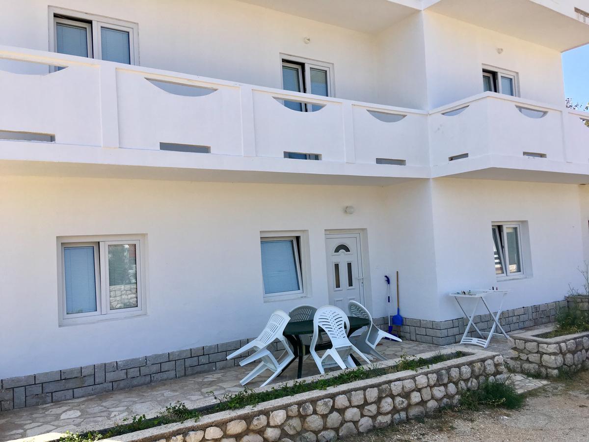 Apartments Baraba Pag Town Exterior photo